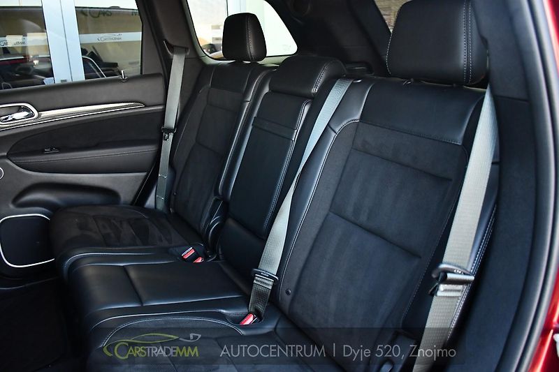 Jeep Grand Cherokee 6.2 V8 TRACKHAWK ČR 1M - fotka 19 z 49