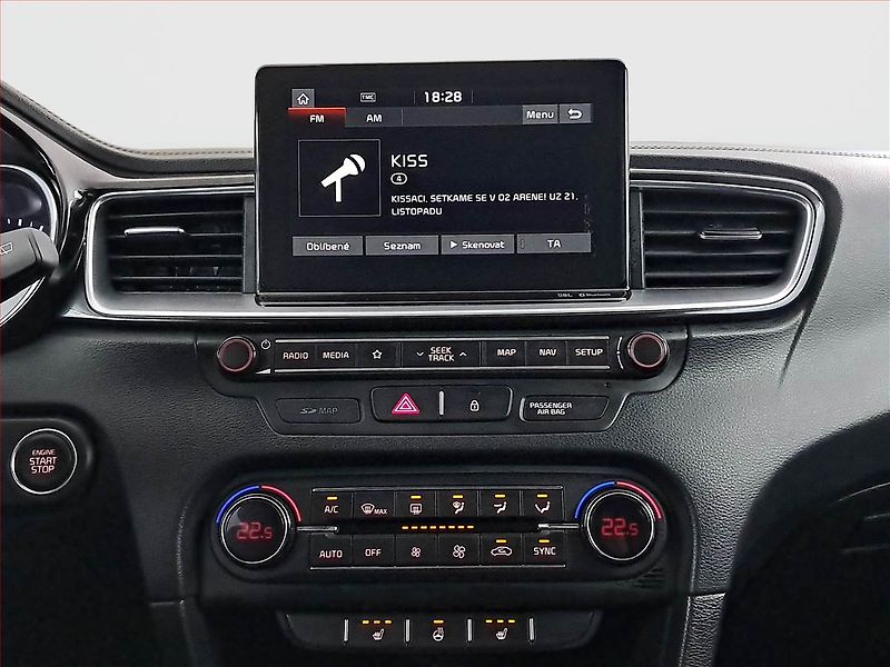Kia Ceed (2019) 1.6 T-GDI GT, Automat - fotka 12 z 23