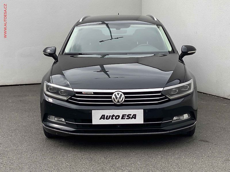 Volkswagen Passat (2014) 2.0 TDI 4Motion, ČR - fotka 2 z 19