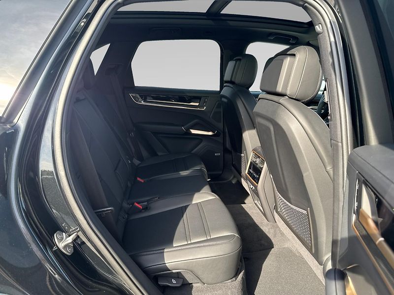 Porsche Cayenne S - fotka 19 z 30