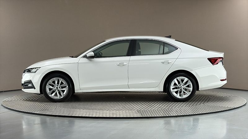 Škoda Octavia 2.0 TDI Style - fotka 4 z 25