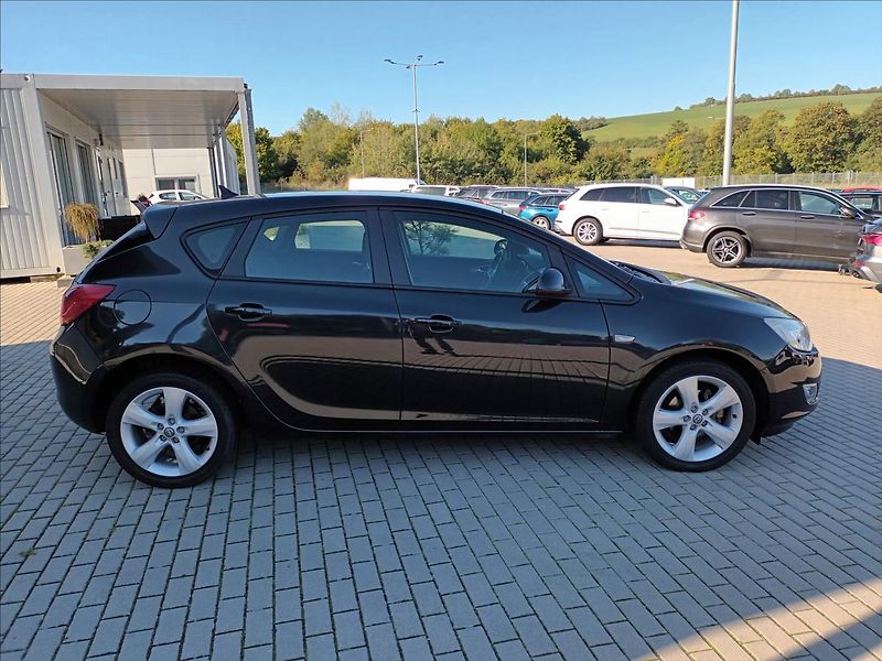 Opel Astra 1,6 i,85KW,KLIMA,PARKING - fotka 4 z 42