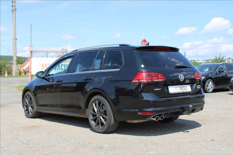 Volkswagen Golf 2,0 TDi  XENONY, AUTOMAT - fotka 7 z 32