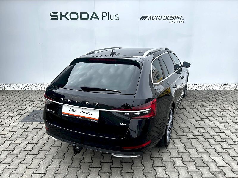 Škoda Superb (2024) Combi 2.0 TDI 147kW 4x4 DSG L& - fotka 2 z 35