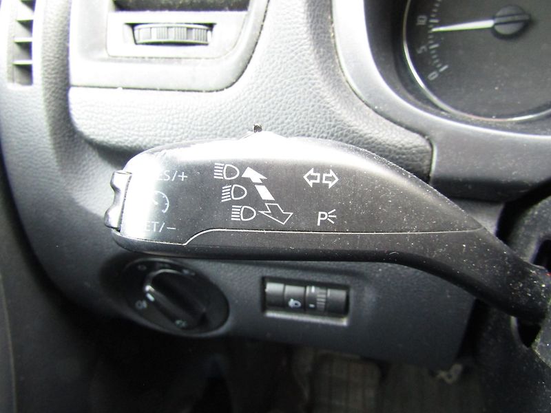 Škoda Roomster (2011) 1.6 TDI 66kW - fotka 30 z 36