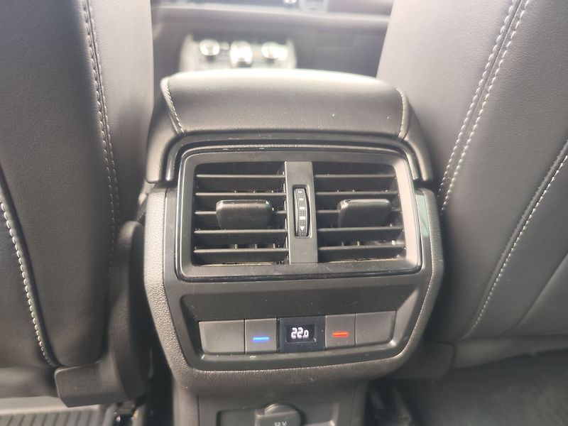 Škoda Kodiaq 2.0 TDI/110kW Sportline 4x4 - fotka 14 z 34