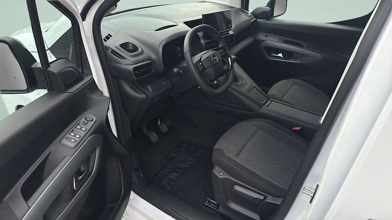 Opel Combo (2026) L1H1 Editon Plus 1.2 TURBO (81 - fotka 14 z 24
