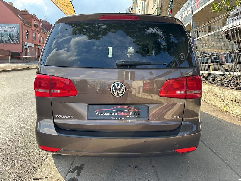 Volkswagen Touran 1.4TSI-103KW.DSG.7MÍST.ZÁRUKA - fotka 5 z 51