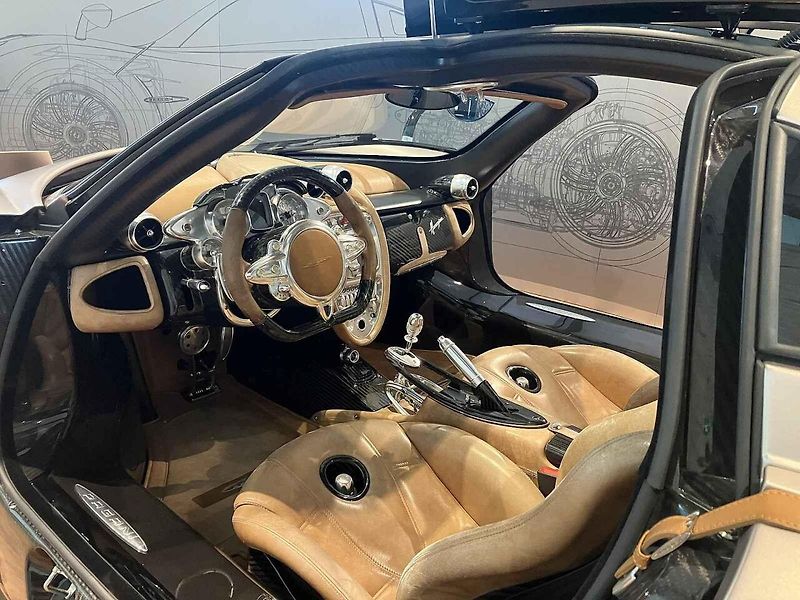 Pagani Huayra roadster na autosalonu Le Grand-Saconnex 2019.