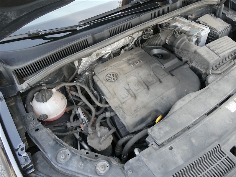Volkswagen Sharan 2,0 TDi 110kW serviska, závěs - fotka 41 z 50