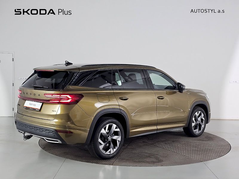 Škoda Kodiaq (2025) 2.0TDI 142kW 4X4 SPORTLINE TAŽ - fotka 2 z 35