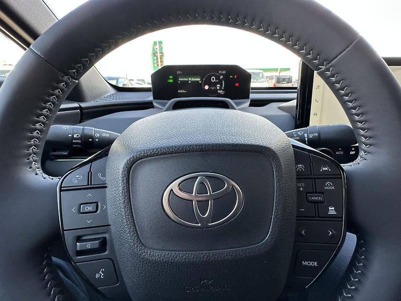Toyota bZ4X (2026) BZ4X BEV - STYLE 74kWh FWD - fotka 15 z 37