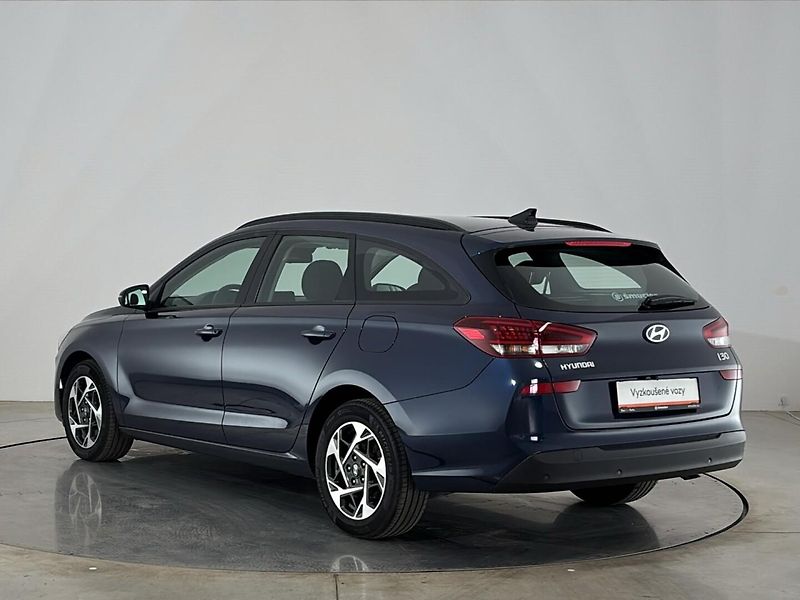 Hyundai i30 Smart DCT - fotka 15 z 26