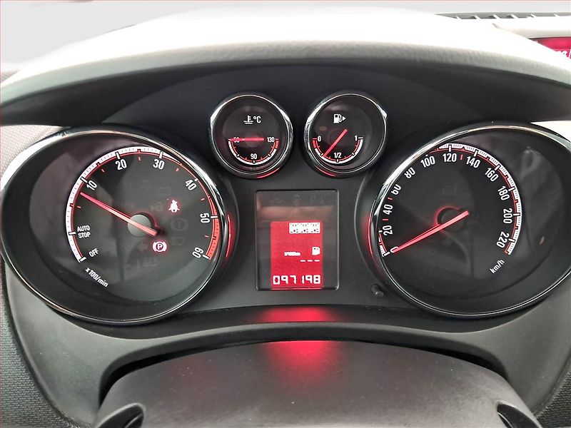 Opel Meriva (2016) 1.6 CDTI, ČR,1.maj, Serv.kniha - fotka 11 z 17