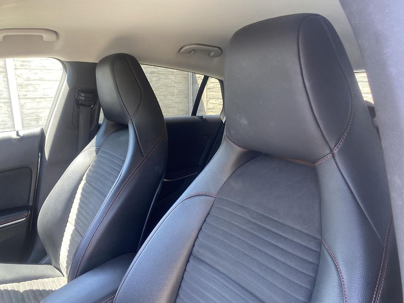 Mercedes-Benz CLA 220D 170PS AMG SERVIS MB - fotka 100 z 160