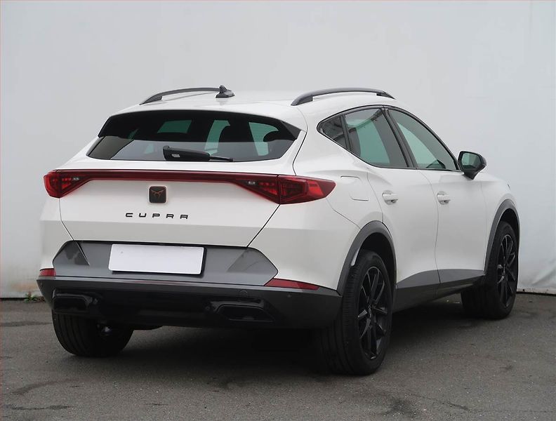 Cupra Formentor (2022) 1.5 TSI - fotka 5 z 24