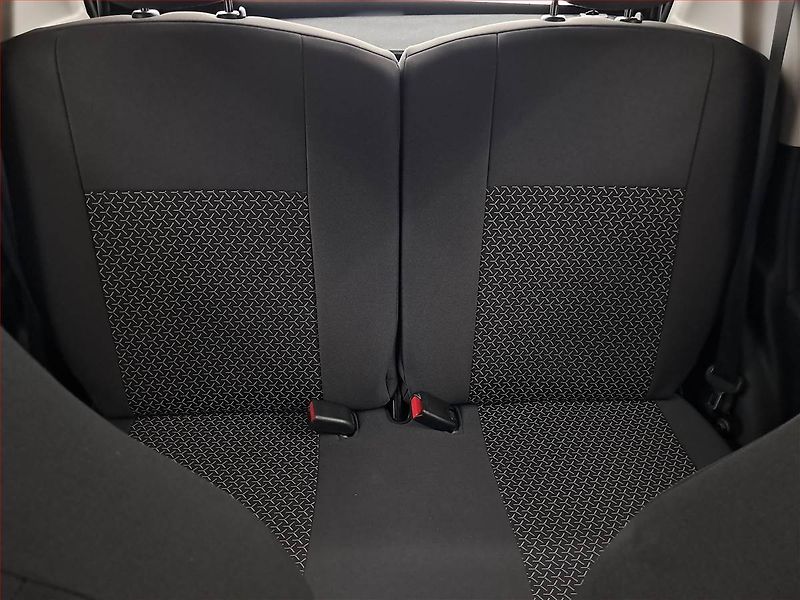 Toyota Aygo (2017) 1.0 VVT-i, Tempomat - fotka 10 z 14
