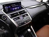 Lexus NX 300h 2,5 145 kW 4WD Prestige - náhled 22