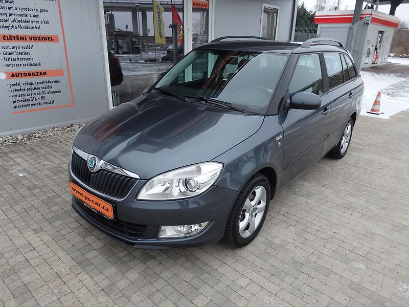 Škoda Fabia 1.2 TSI WEBASTO, DIGI. KLIMA - fotka 2 z 26