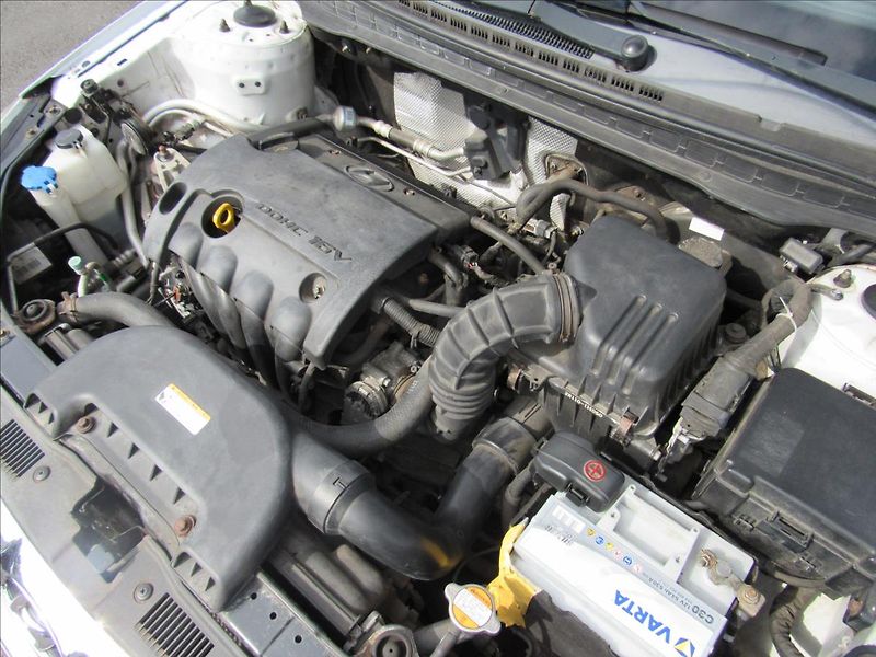 Hyundai i30 1,4 i 80kW Combi - fotka 24 z 27