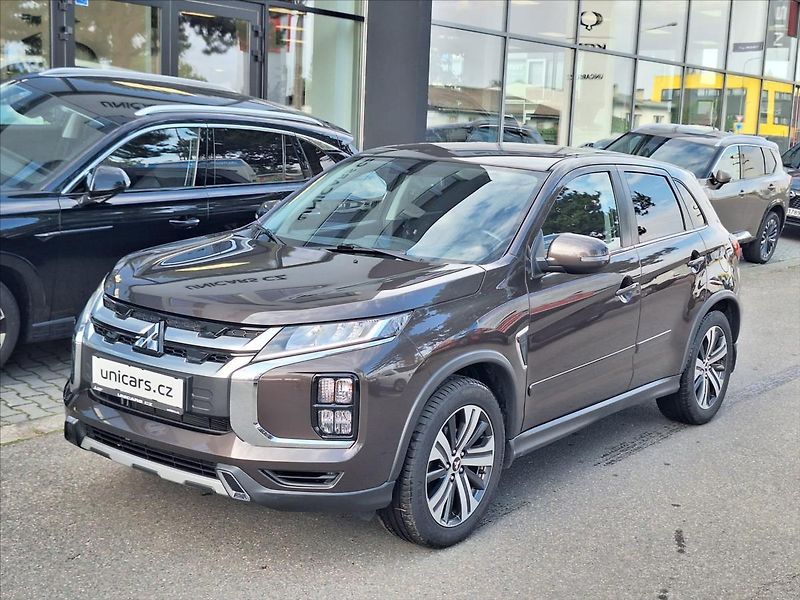 Mitsubishi ASX 2,0 MIVEC  4WD CVT Intense DPH - fotka 1 z 15