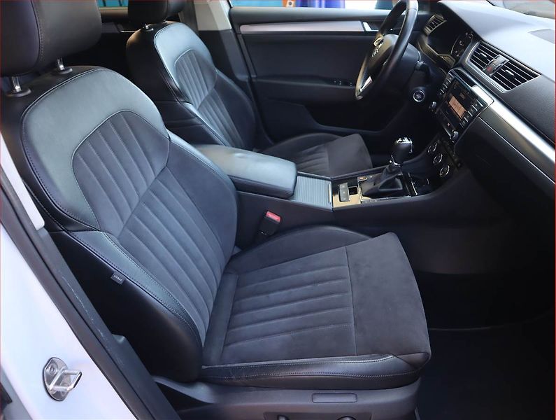 Škoda Superb (2016) 2.0 TDI 4x4, 4X4, Automat - fotka 9 z 25
