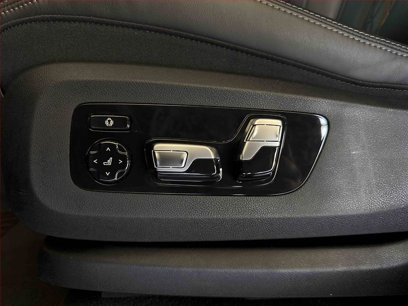 BMW X6 (2025) xDrive40d - fotka 15 z 22