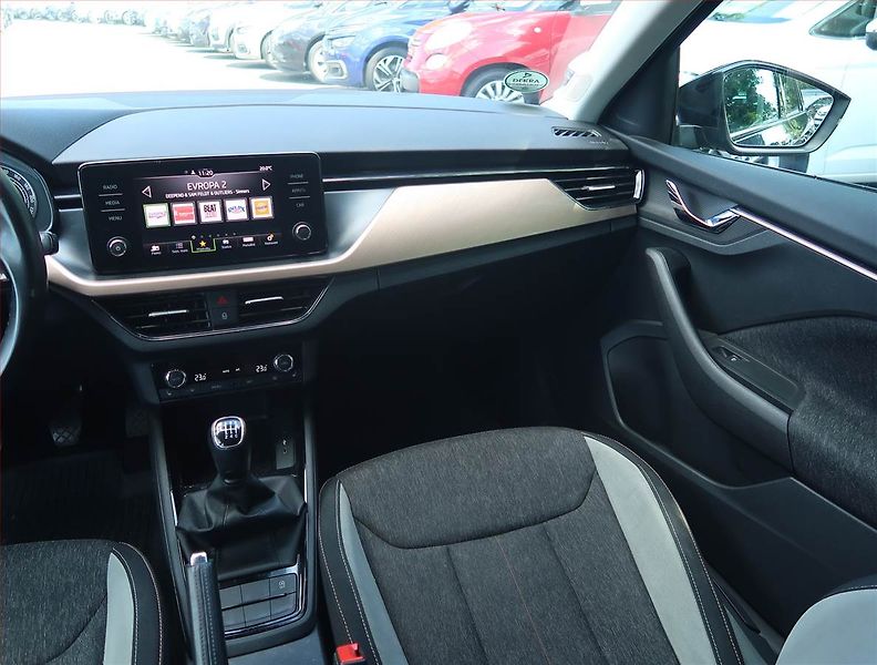 Škoda Scala (2020) Style Plus 1.5 TSI, ČR,1.maj - fotka 8 z 18