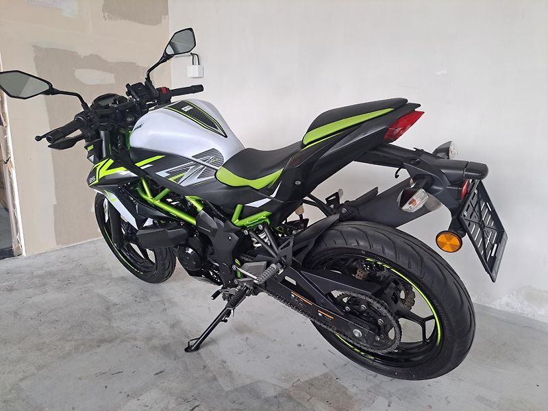 Kawasaki Z 125 ABS - fotka 6 z 14