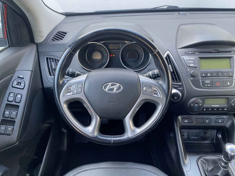 Hyundai ix35 (2014) 2.0CRDi 4WD, Fifa WorldCup - fotka 11 z 17