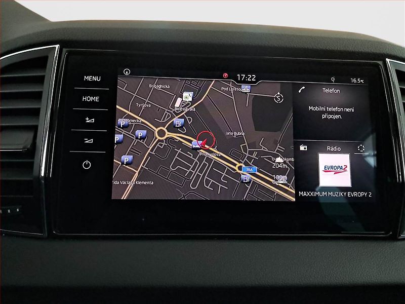 Škoda Karoq (2018) Style Plus 1.0 TSI, Automat - fotka 23 z 26