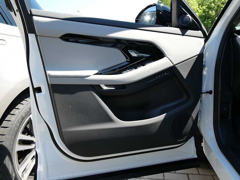 Land Rover Range Rover Evoque 1,5 S P270e - fotka 13 z 34