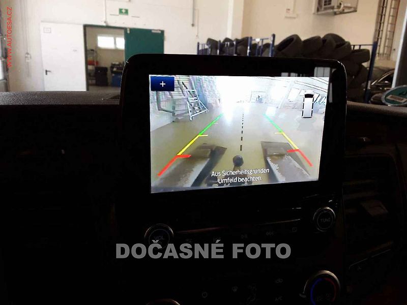 Ford Transit Custom (2022) 2.0TDCi L2 6míst, Trend - fotka 10 z 19
