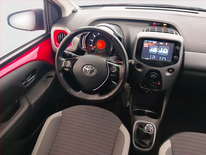 Toyota Aygo (2019) 1.0 VVT-i, ČR,1.maj, Tempomat - fotka 7 z 15