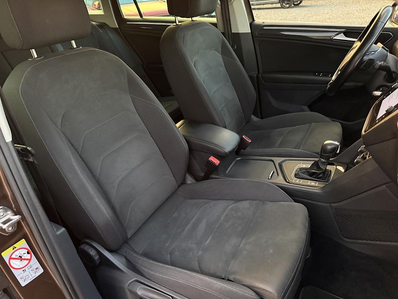 Volkswagen Tiguan 2.0TDi 110kW DSG LED - fotka 19 z 25