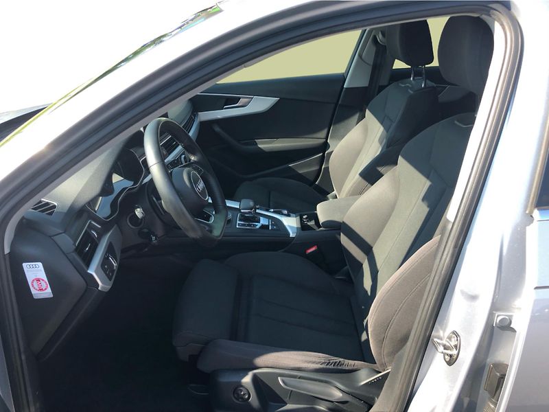 Audi A4 (2016) 2.0 TDI - fotka 11 z 30