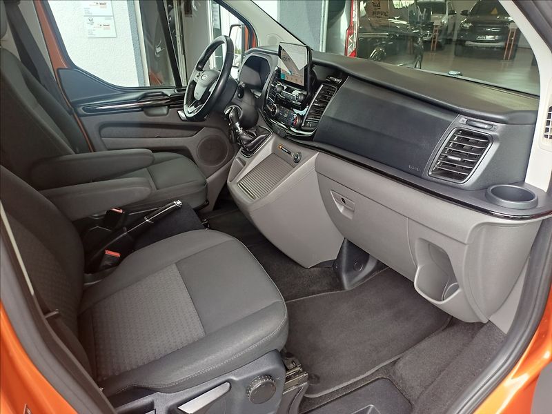 Ford Tourneo Custom 2,0 Titanium,1maj,po servisu - fotka 12 z 27