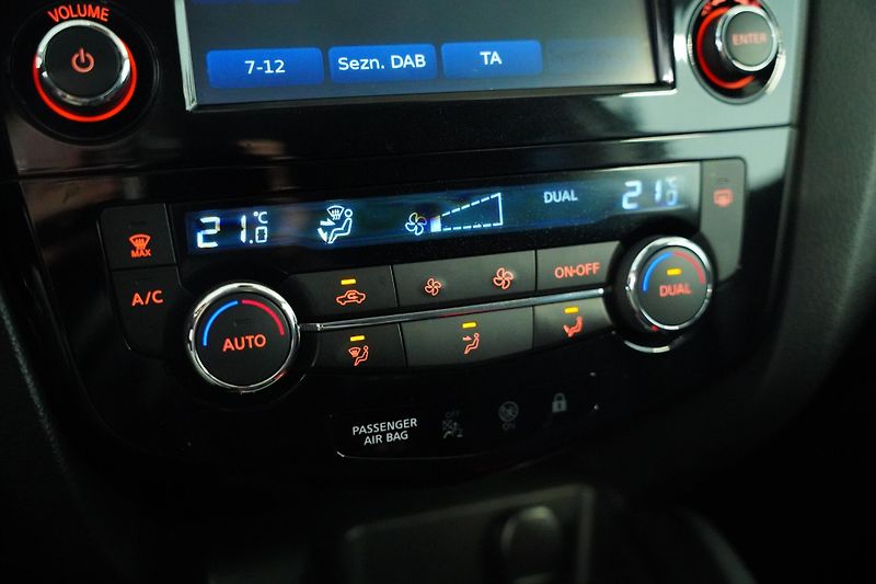 Nissan Qashqai - fotka 23 z 28