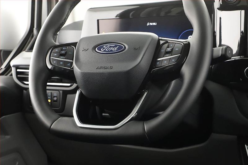 Ford Tourneo Custom (2025) 2.0 EcoBlue AWD - fotka 8 z 20