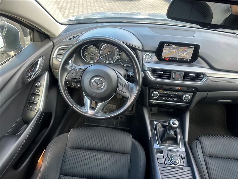 Mazda 6 2,0 SDN 2015 G145k Attraction - fotka 15 z 24