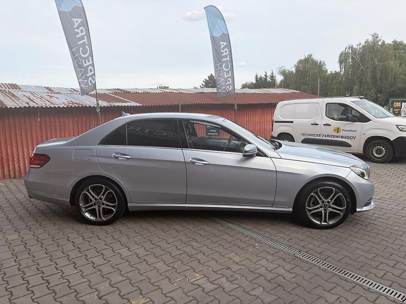 Mercedes-Benz Třídy E (2013) E220cdi - 125kw - fotka 4 z 16