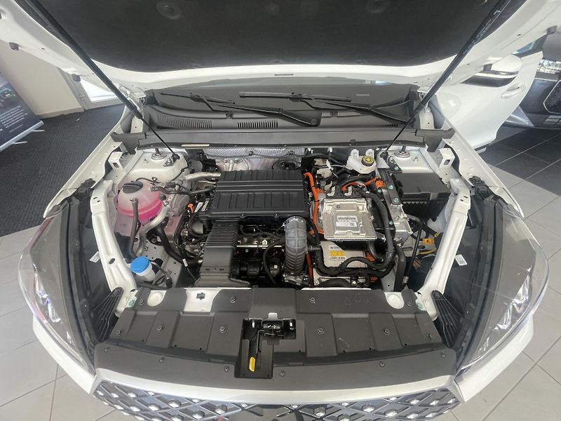 Chery Tiggo 4 HEV (2026) 1,5 HEV Unique - fotka 49 z 49