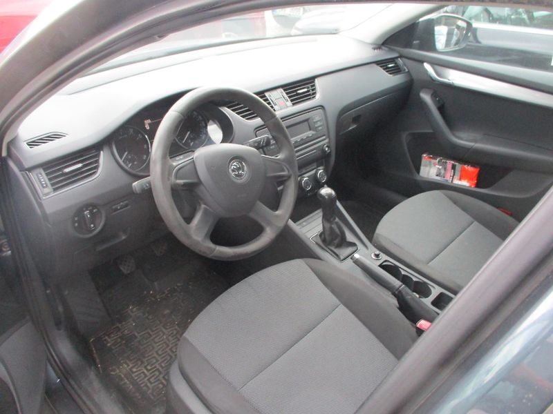 Škoda Octavia (2015) combi II 1,2 TSI - fotka 10 z 10