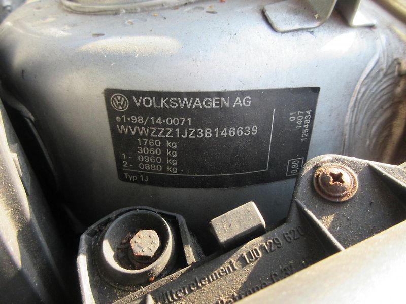 Volkswagen Golf (2003) OCEAN 1,9 TDI 74 kw - fotka 24 z 25