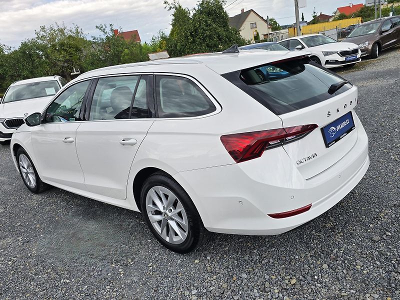 Škoda Octavia 2.0TDI DSG STYLE+ MATRIX TAŽNÉ - fotka 4 z 50