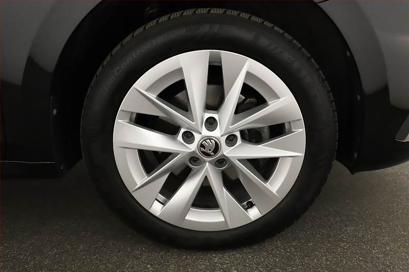 Škoda Octavia (2022) Style 2.0 TDI - fotka 19 z 19