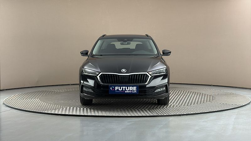 Škoda Octavia 2.0 TDI Ambition Combi - fotka 3 z 23