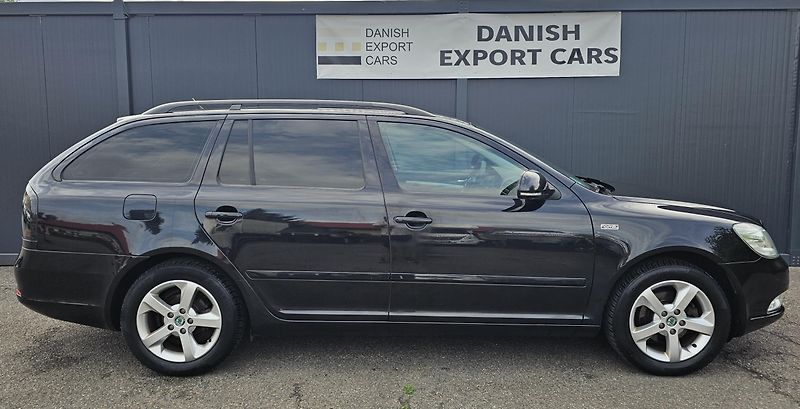 Škoda Octavia 1.2 TSI 77kW,SENZORY,VÝHŘEVY - fotka 8 z 43