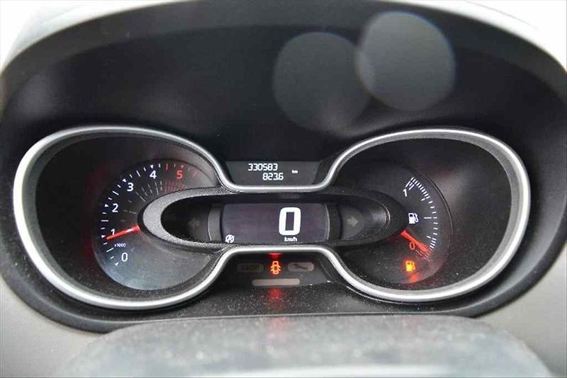 Renault Trafic (2017) PASSENGER 125 DCI ENERGY - fotka 26 z 34