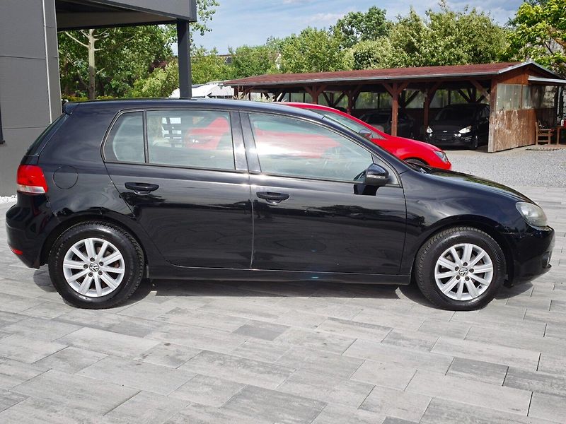 Volkswagen Golf (2012) 1,2 TSI 63 Kw Comfort - fotka 4 z 29